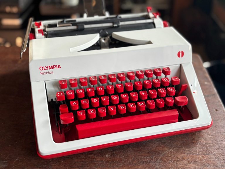 Olympia Monica