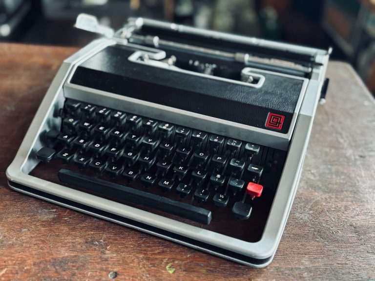 Olivetti Lettera DL