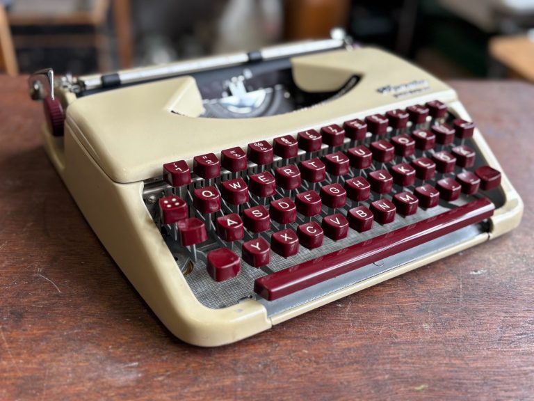 Olympia Splendid 33
